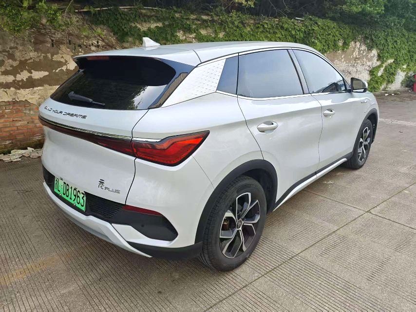 元 PLUS Model Year 荣耀版 510KM Advanced