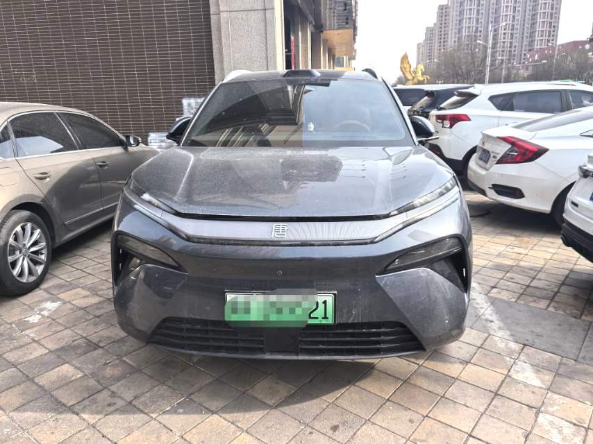 BYD L (Liter) Electric Vehicle 670KM