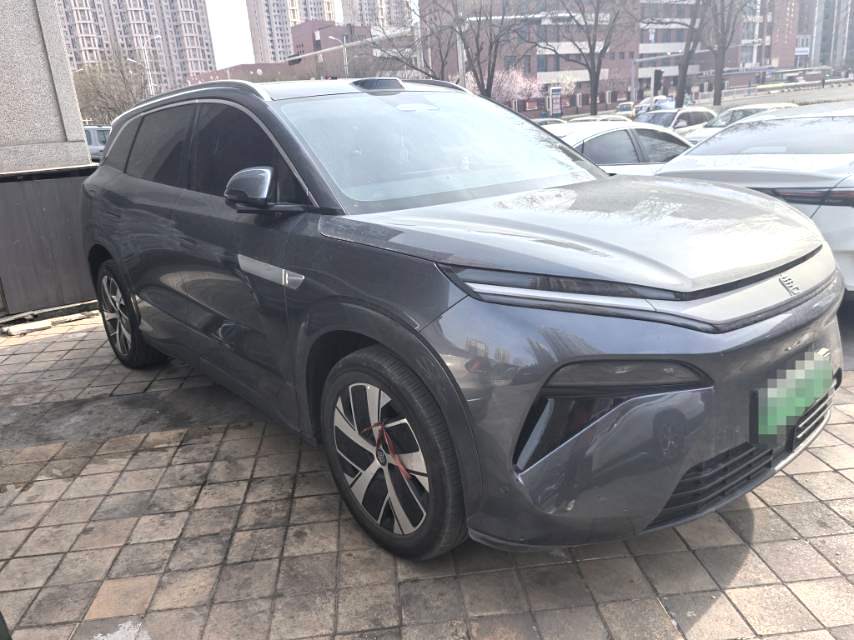 唐 L (Liter) Model Year Electric Vehicle 670KM 激光雷达旗舰型