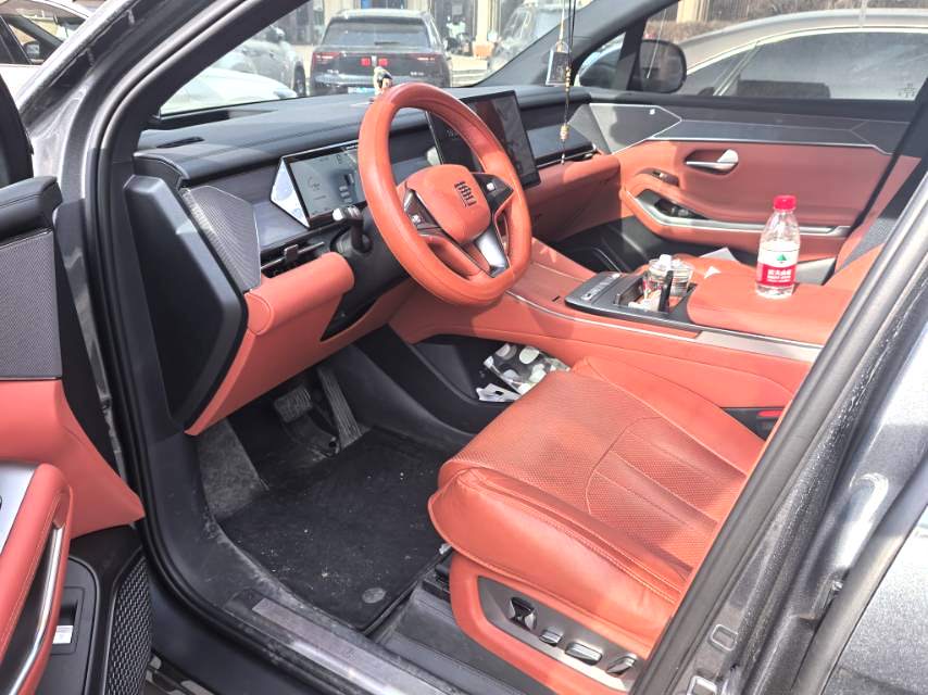 唐 L (Liter) Model Year Electric Vehicle 670KM 激光雷达旗舰型