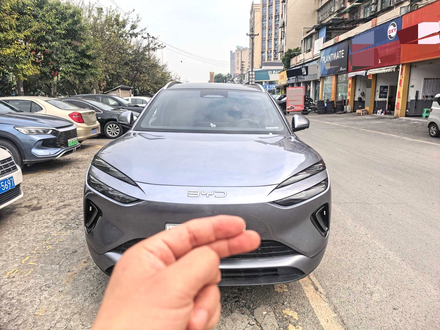 BYD 06 — электромобиль на альтернативном топливе, версия 605 Pro