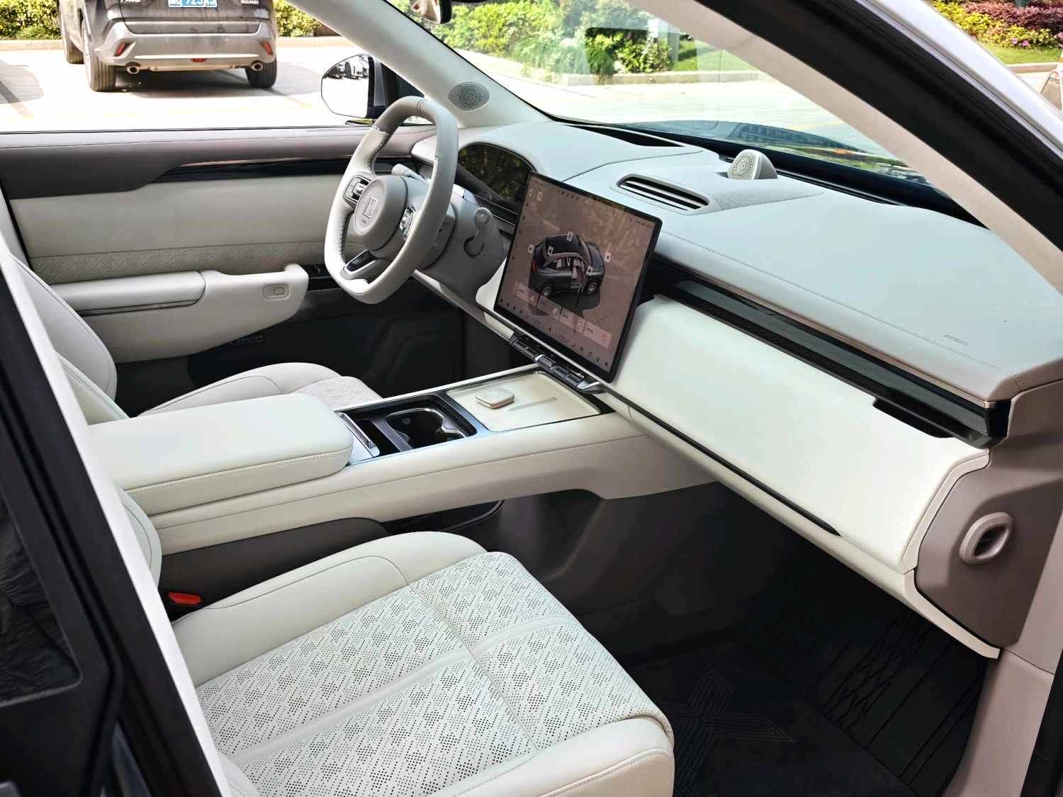 Zeekr 7X 100 кВт·ч, полный привод