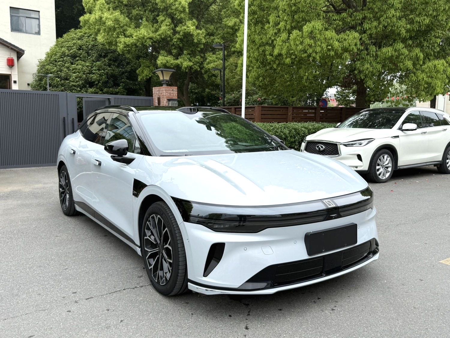 Zeekr 007GT 4WD 75kWh