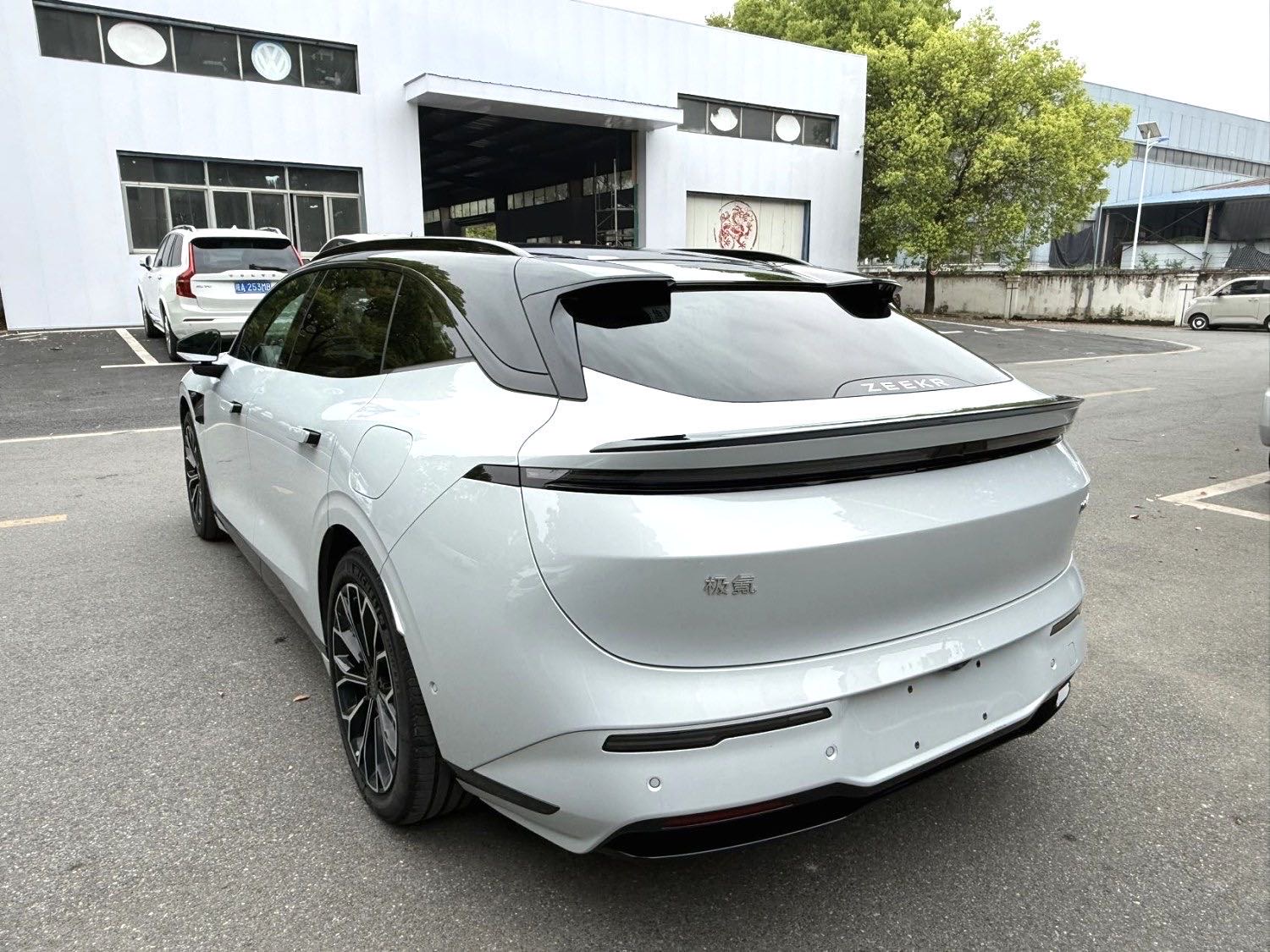 Zeekr 007GT 4WD 75kWh