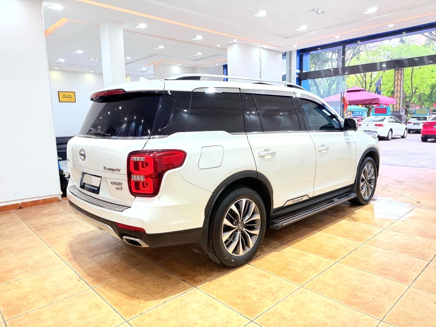 GAC Trumpchi GS 8 320T 2WD Premium