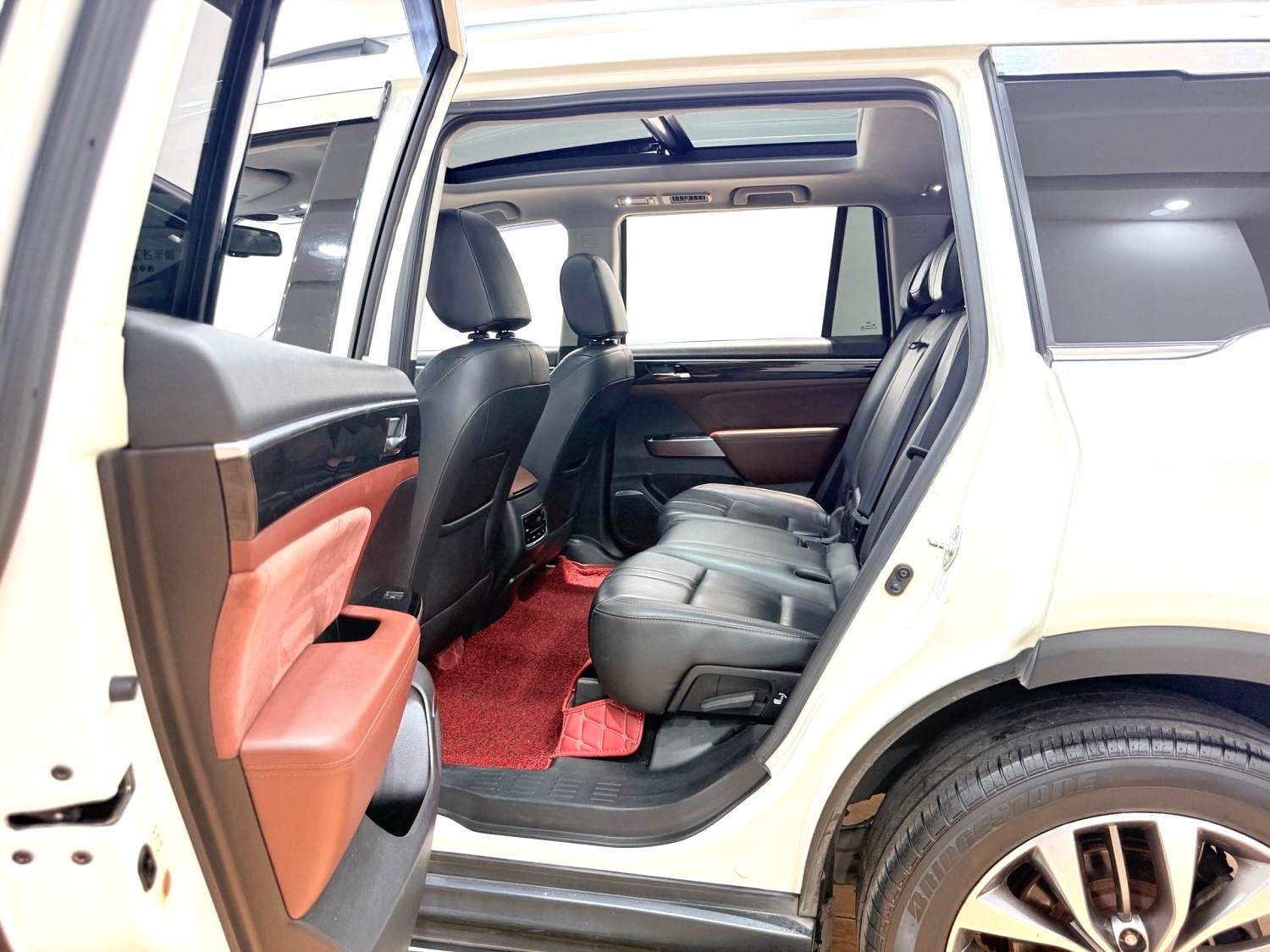 GAC Trumpchi GS 8 320T 2WD Premium
