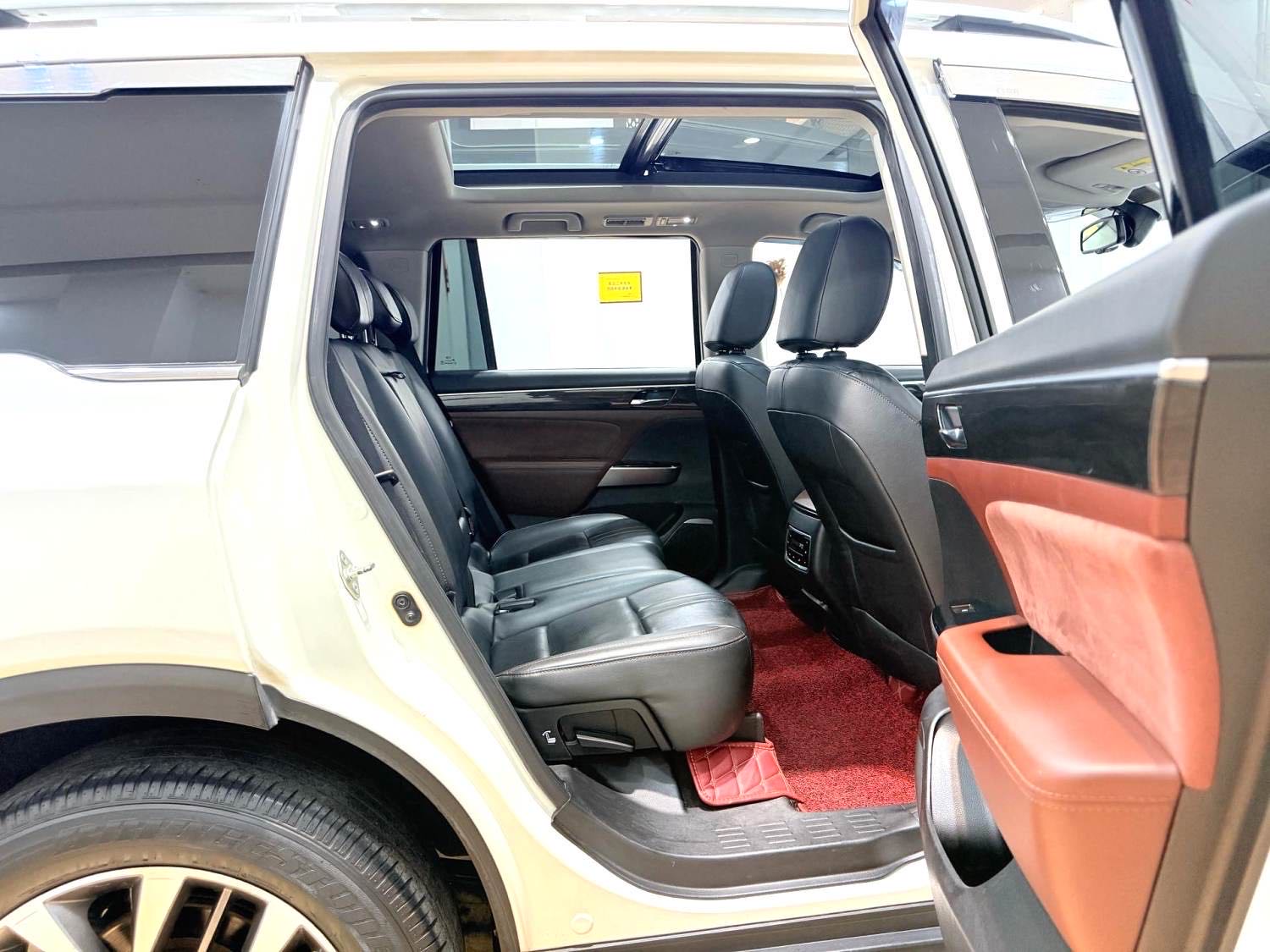 GAC Trumpchi GS 8 320T 2WD Premium