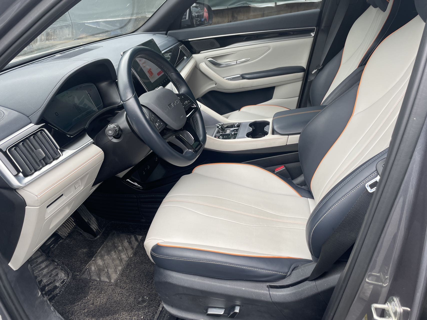 BYD PLUS 430KM