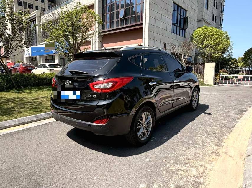 Hyundai ix 35 2,0 л, АКПП, 2WD, GLS V