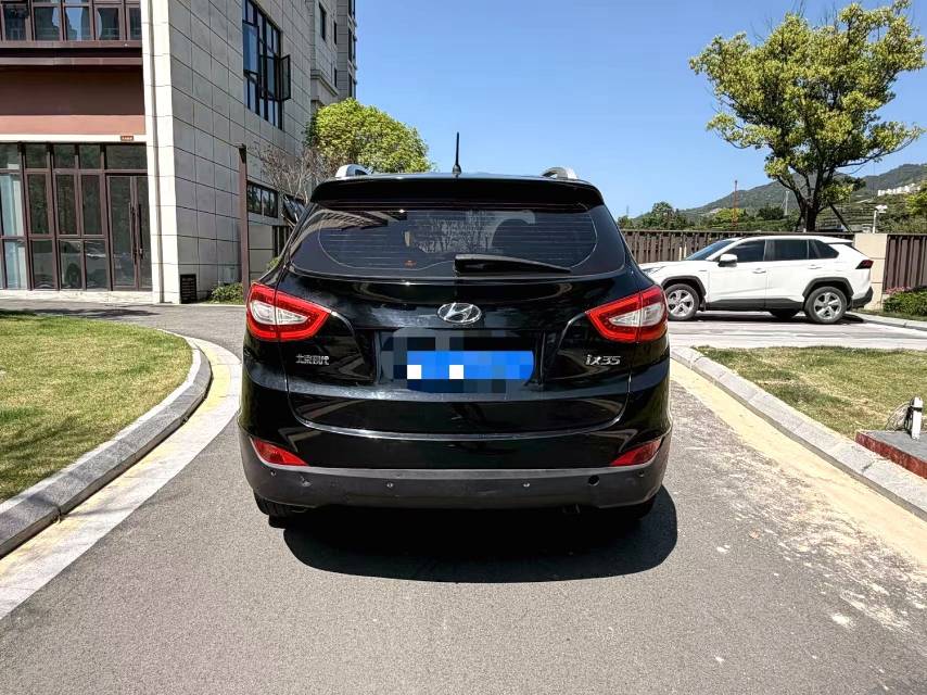 Hyundai ix 35 2,0 л, АКПП, 2WD, GLS V
