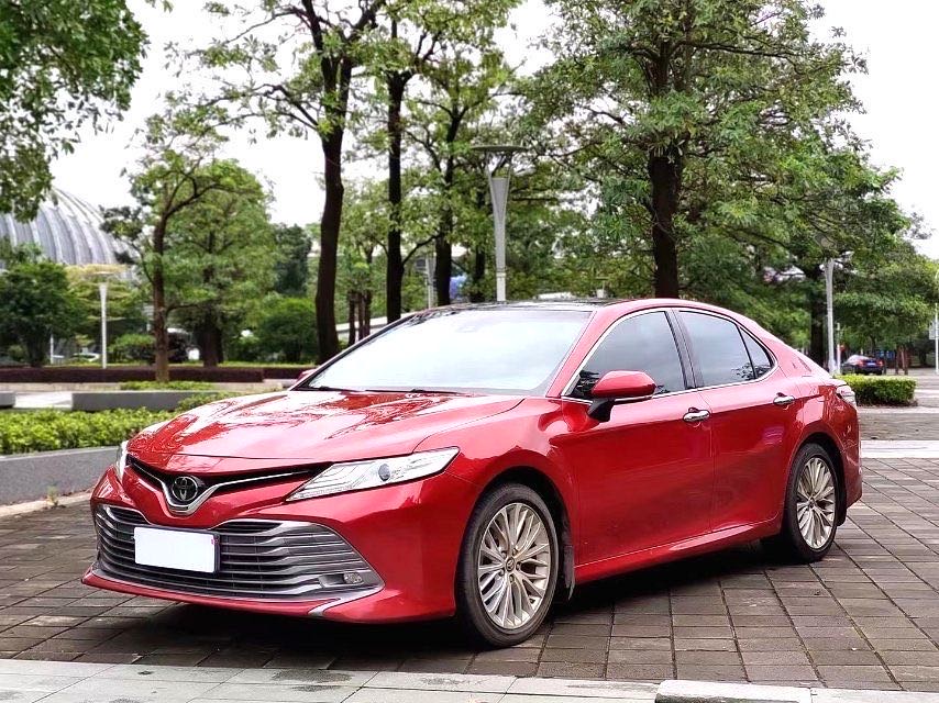 Toyota Camry 2.5G Luxury