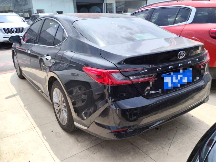 Toyota Camry Hybrid 2.0HGVP Luxury