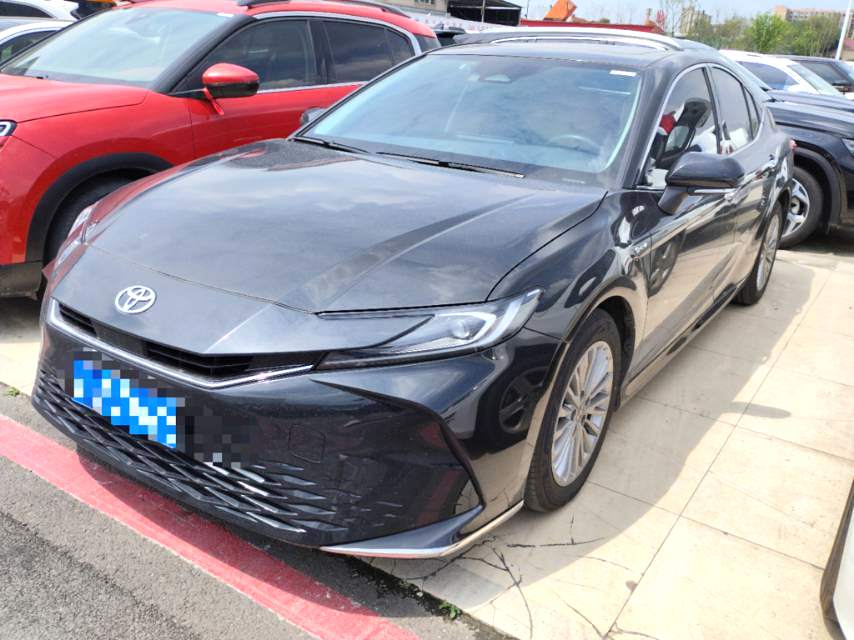 Toyota Camry Hybrid 2.0HGVP Luxury