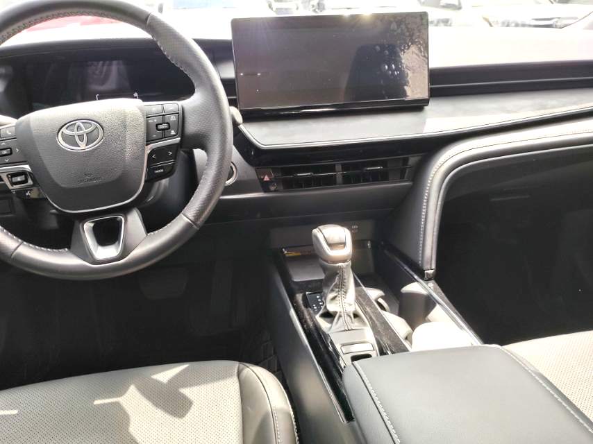 Toyota Camry Hybrid 2.0HGVP Luxury