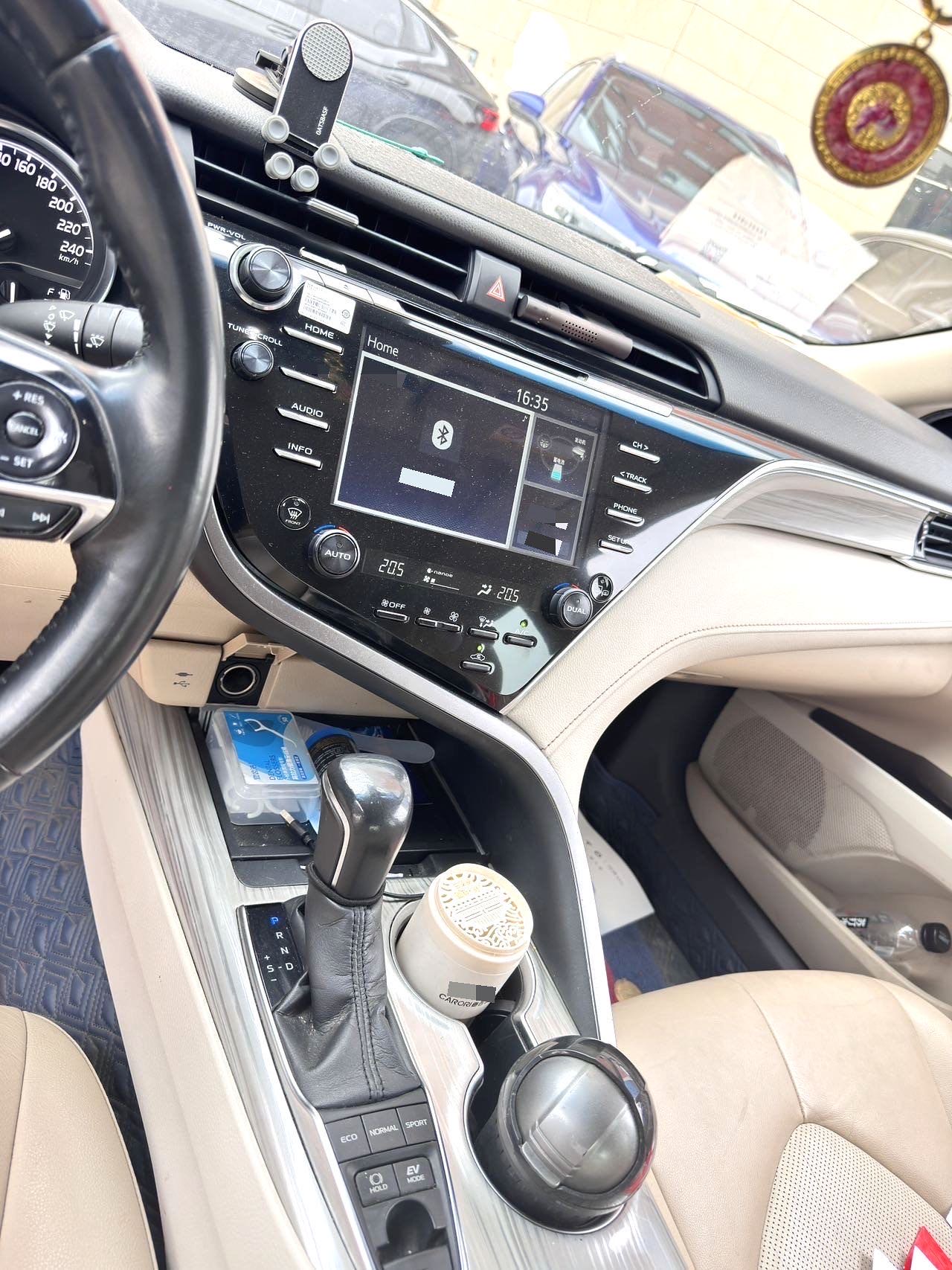 Toyota Camry Hybrid 2.5HG Luxury