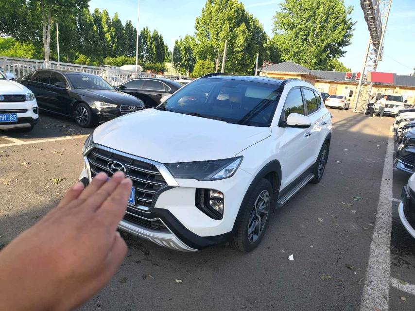 Hyundai 280TGDi 2WDFashion VI