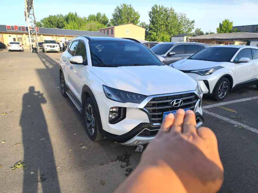 Hyundai 280TGDi 2WDFashion VI