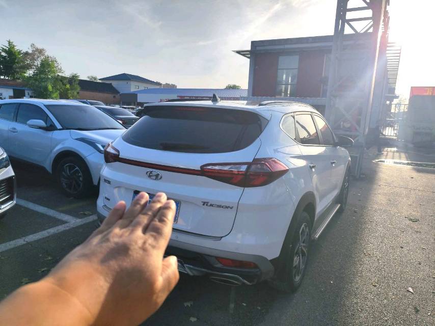 Hyundai 280TGDi 2WDFashion VI