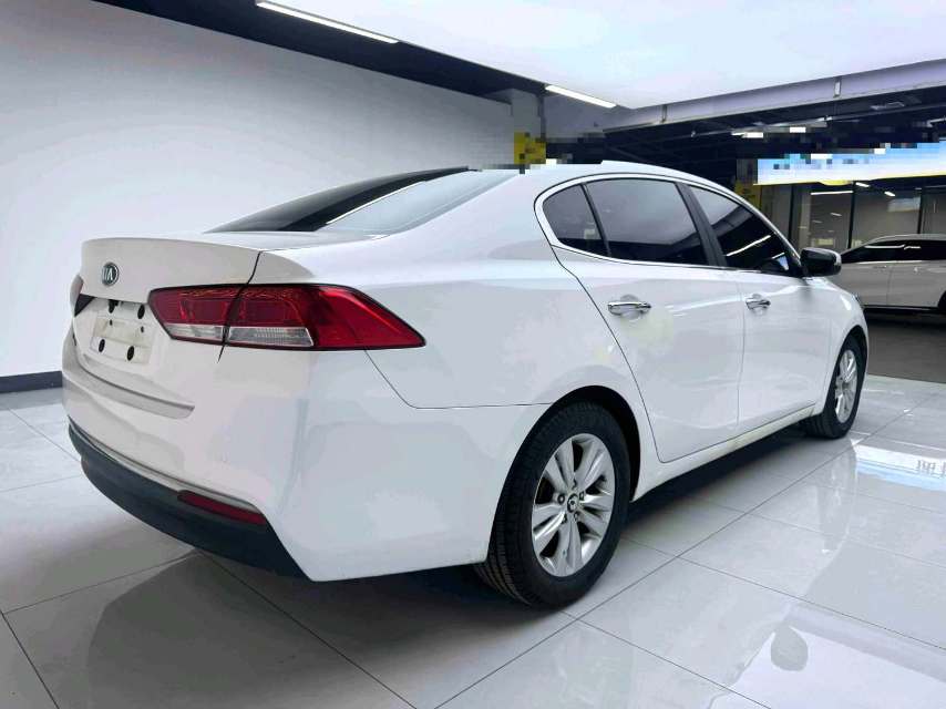 Kia K 4 1.8L Automatic GLS