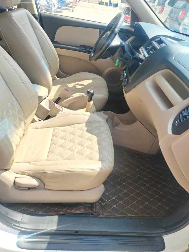 Kia Sportage 2.0L Manual2WD GL