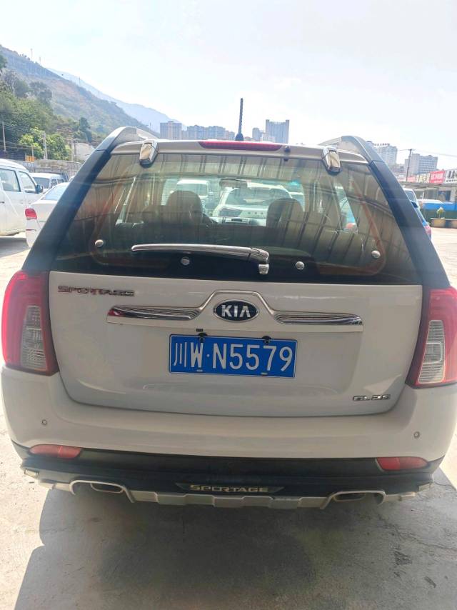 Kia Sportage 2.0L Manual2WD GL