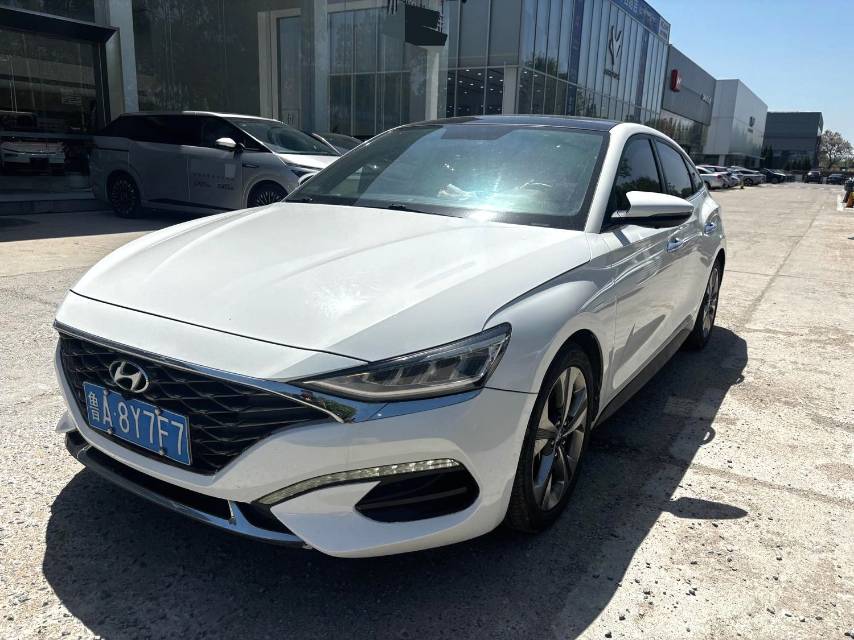 Hyundai 280TGDi V
