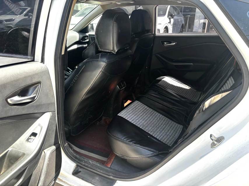 Hyundai 280TGDi V