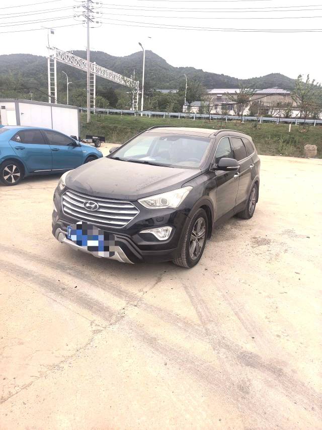 Hyundai Santa Fe Imported 3.0L 4WDFlagship 7 Seats IV