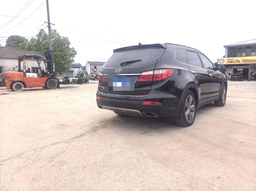 Hyundai Santa Fe Imported 3.0L 4WDFlagship 7 Seats IV