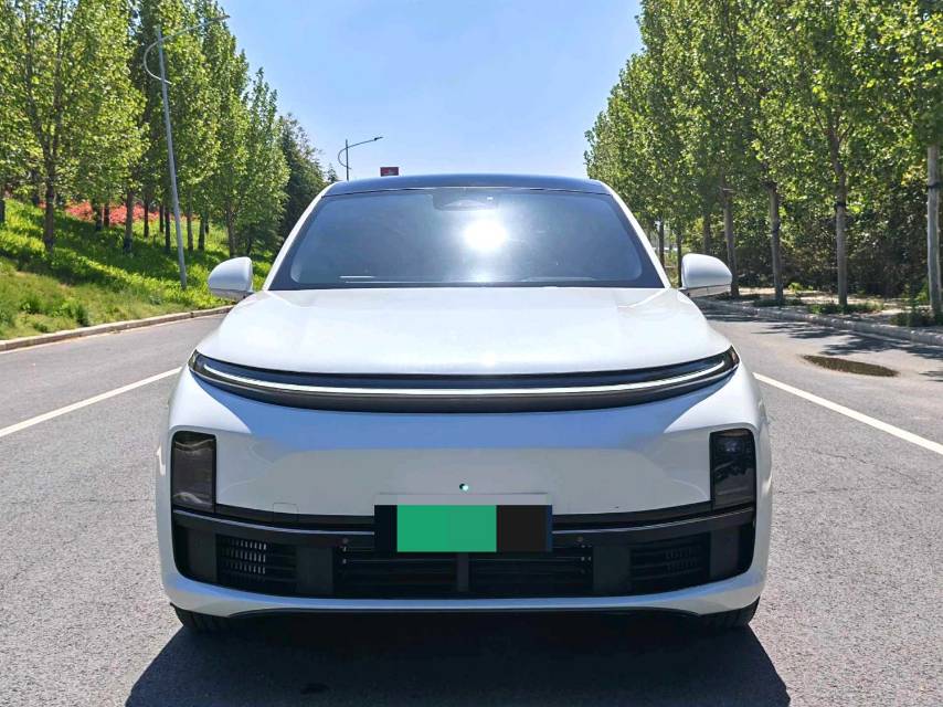 Li Auto L (Liter) 7 Pro