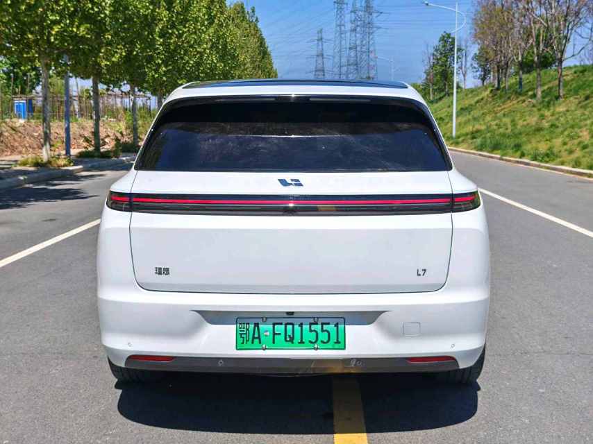 Li Auto L (Liter) 7 Pro