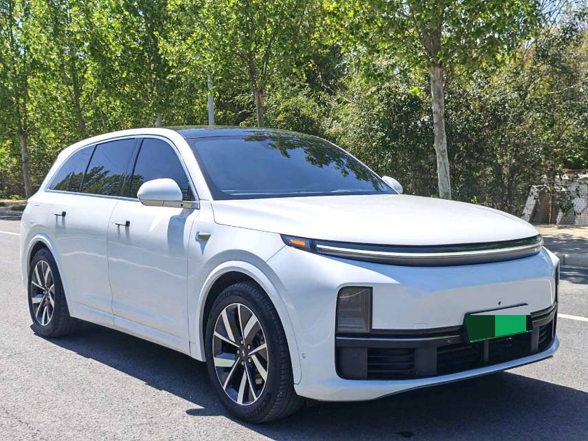 Li Auto L (Liter) 7 Pro