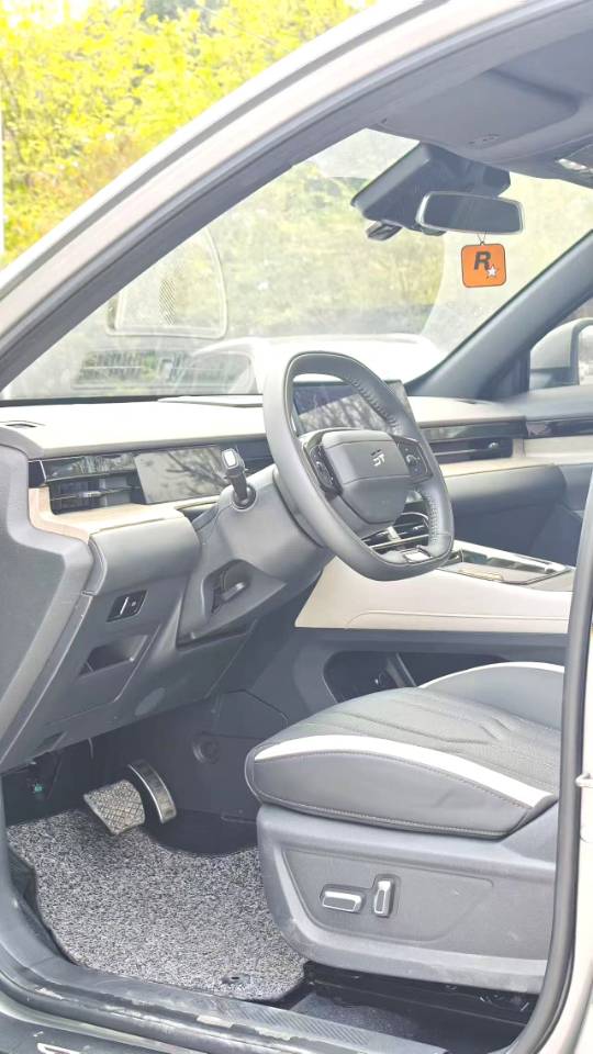 Jetour L (Liter) 6 1.5TD DHT ULTRA