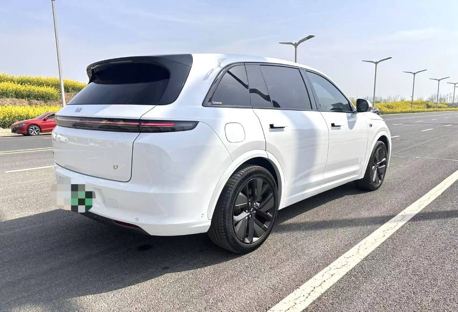 Li Auto L (Liter) 7 Max