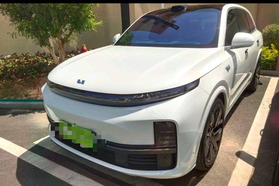 Li Auto L (Liter) 7 MAX