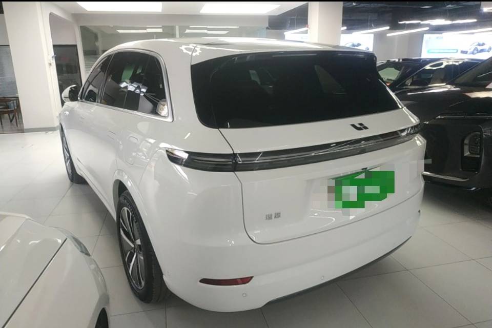 Li Auto L (Liter) 7 MAX