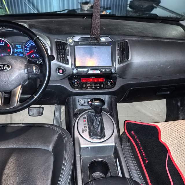 Kia Sportage 2.0L Automatic 2WD DLX