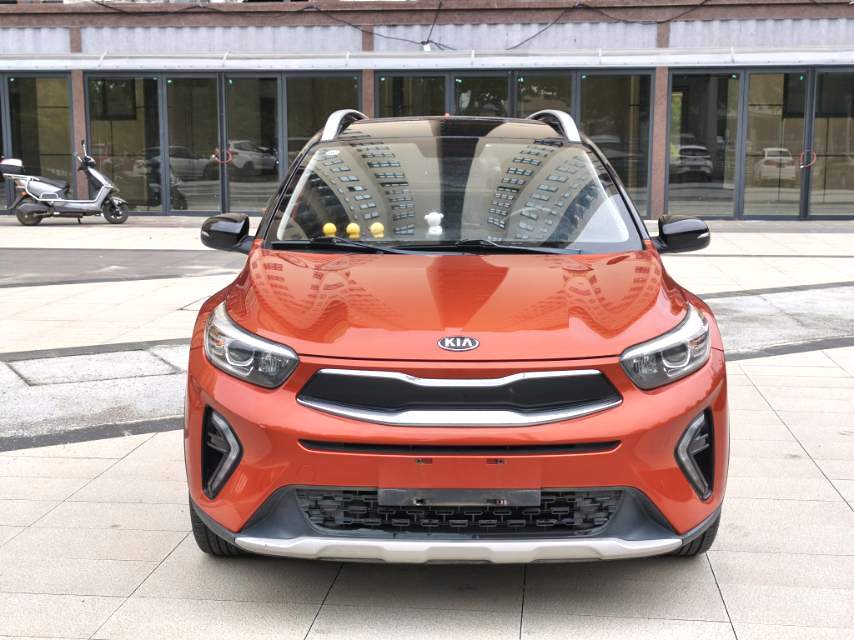 Kia 1,4 л, автомат, V
