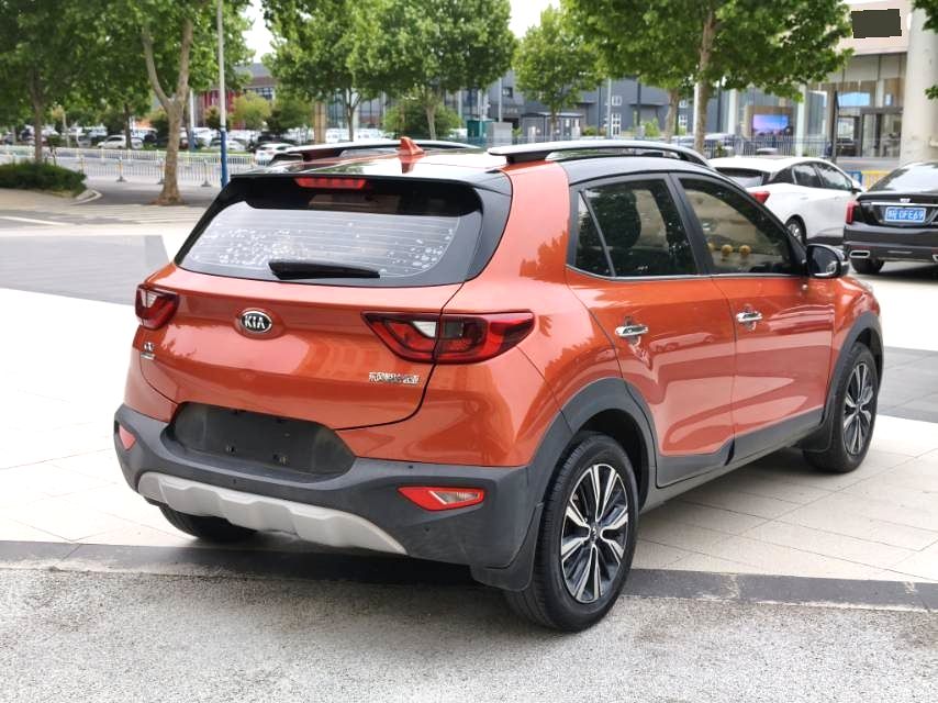 Kia 1,4 л, автомат, V