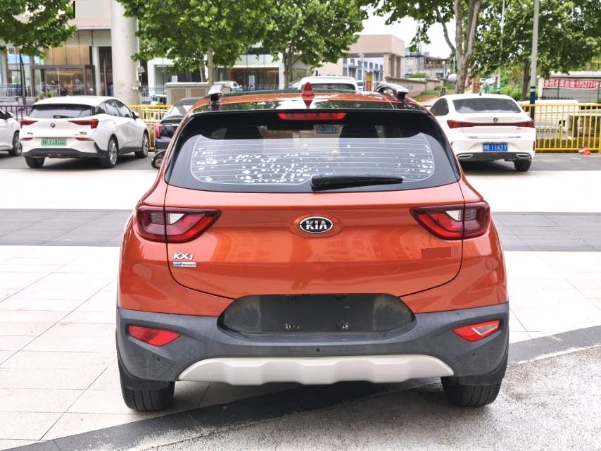 Kia 1,4 л, автомат, V