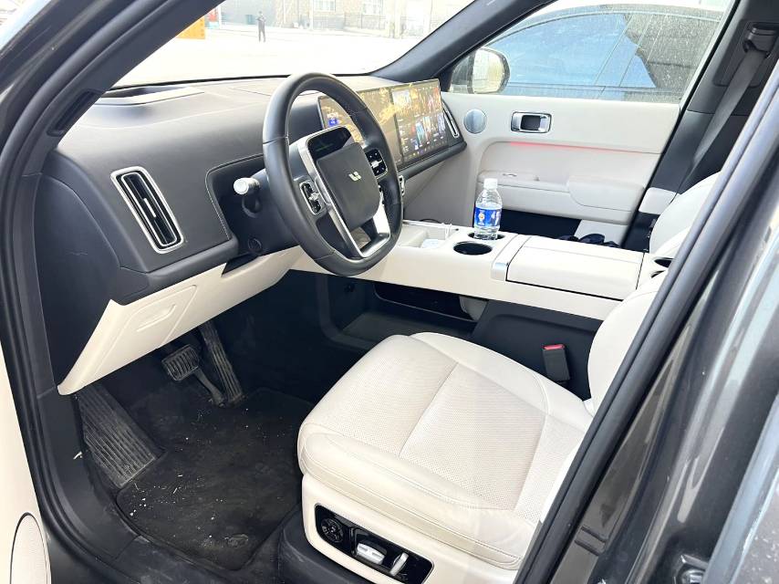 Li Auto L (Liter) 9 Max