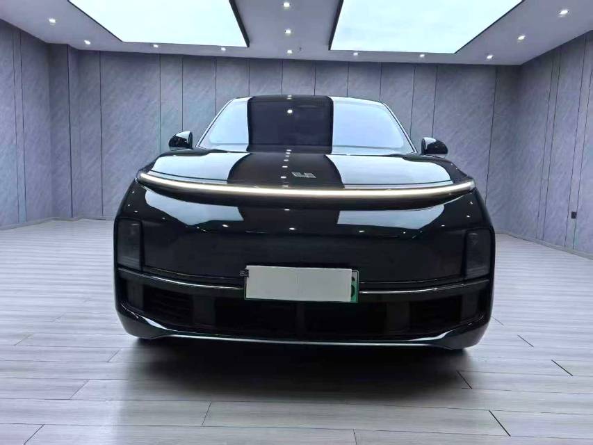 Li Auto L (Liter) 8 Pro