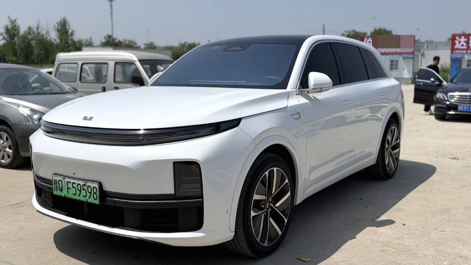 Li Auto L (Liter) 7 Air