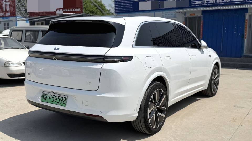 Li Auto L (Liter) 7 Air