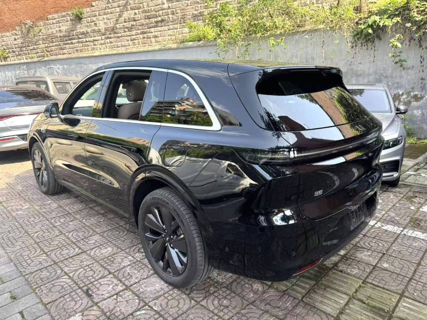 Li Auto L (Liter) 6 Max