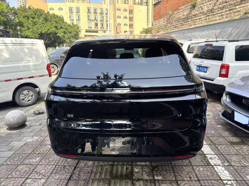 Li Auto L (Liter) 6 Max