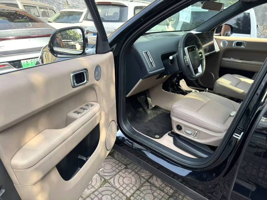 Li Auto L (Liter) 6 Max