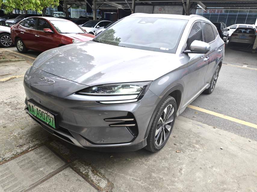 BYD PLUS New Energy Electric Vehicle 520km Premium