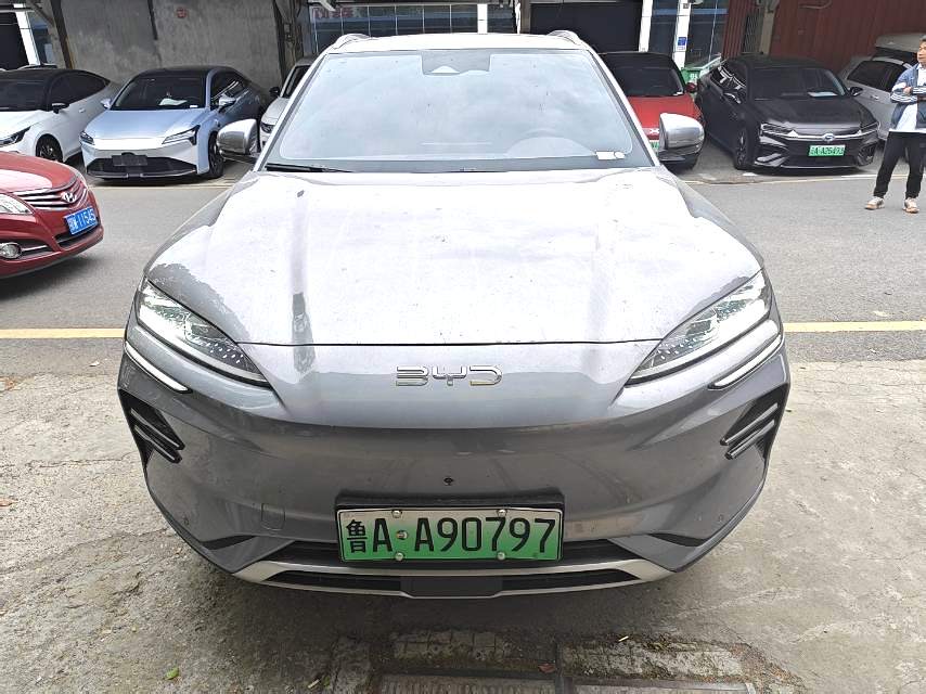 宋 PLUS New Energy Model Year Electric Vehicle 520km Premium