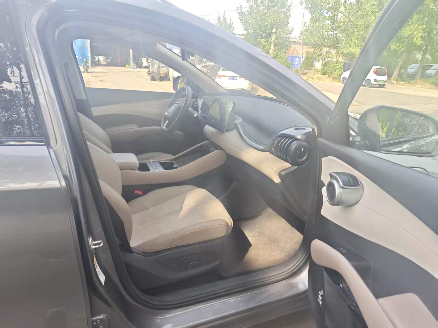 BYD PLUS 510KM
